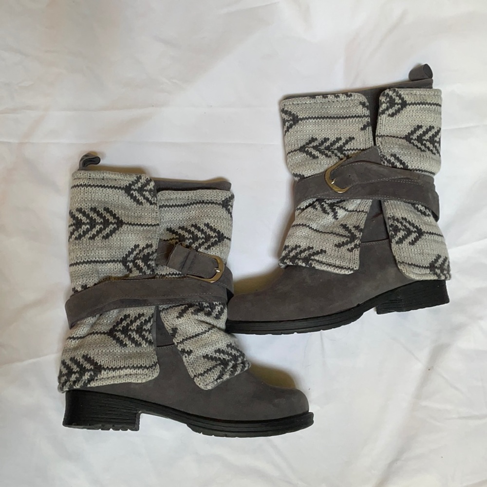 NWOB. Muk Luks boots.  Gray size 7. Never worn